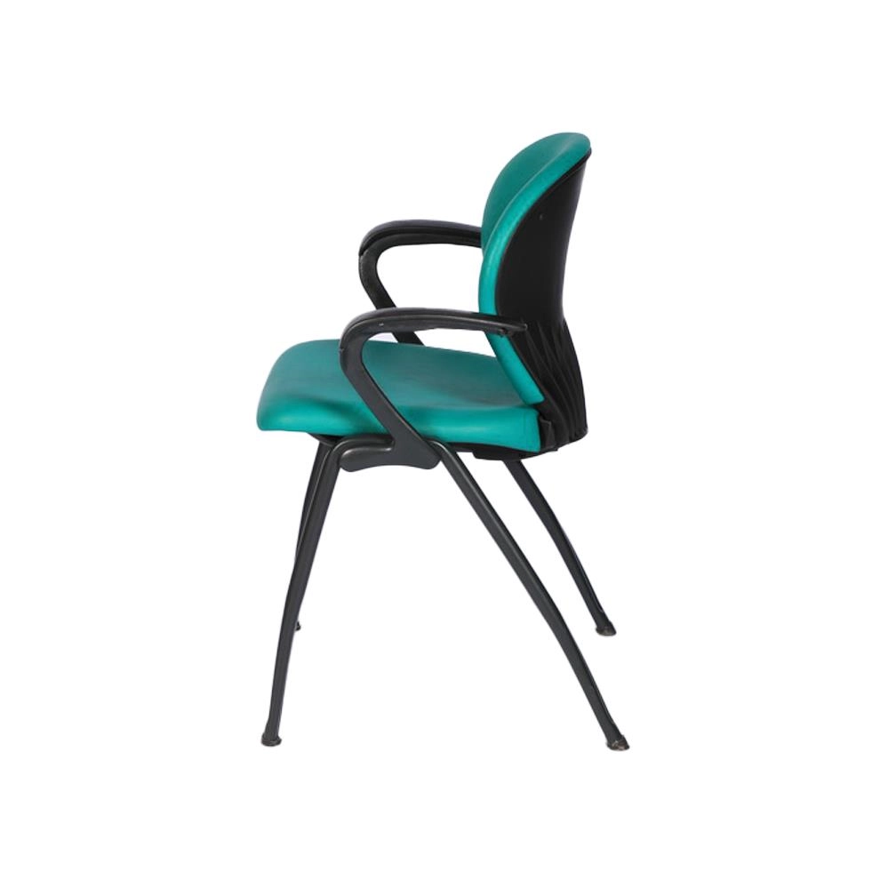 صندلی چهارپایه روما    SR425 5fb6a8dd-f799-4f39-85e0-c89bf03244fd.jpg