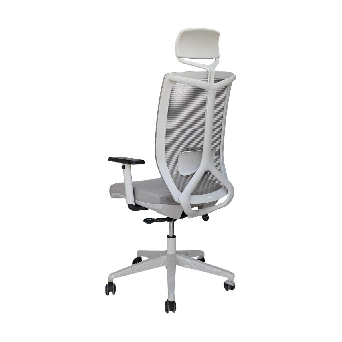 صندلی مدیریتی انزو    ME640 6538e47a-0ea0-4f10-80de-df9013c9e26d.jpg